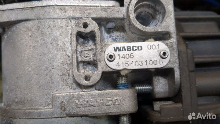 Компрессор воздушный BMW X5 E53, 2004