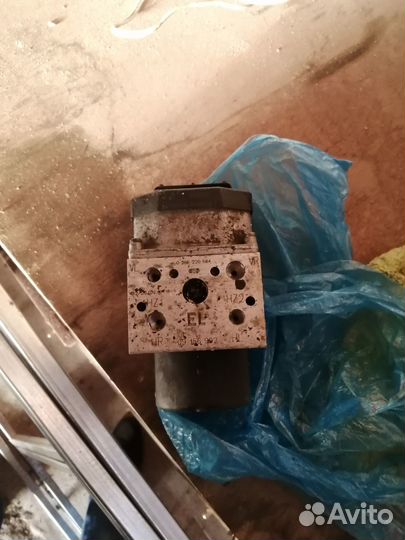 Блок управления ABS Bosch