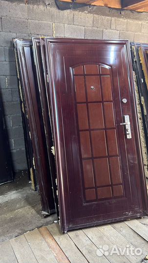 Двери входные бу