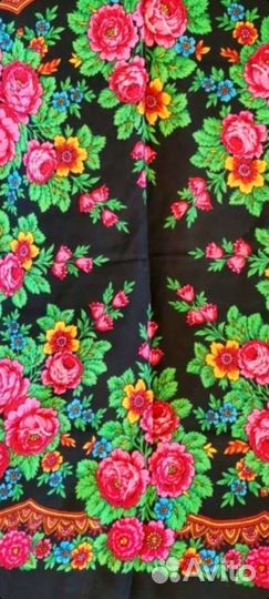 Павловопосадский шерстяной платок