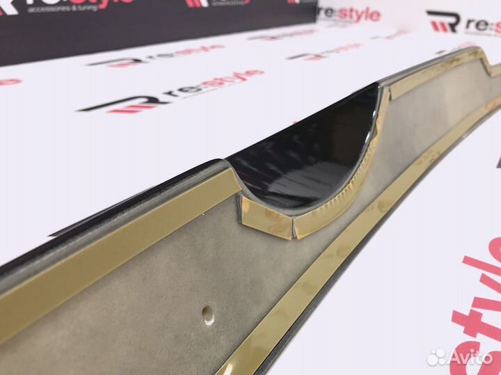 Спойлер Под стекло Prado 150 новый стиль