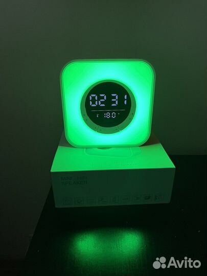 Будильник колонка часы светильник 4 в 1