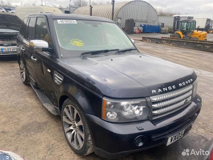 Уплотнитель стекла двери Land Rover range rover S