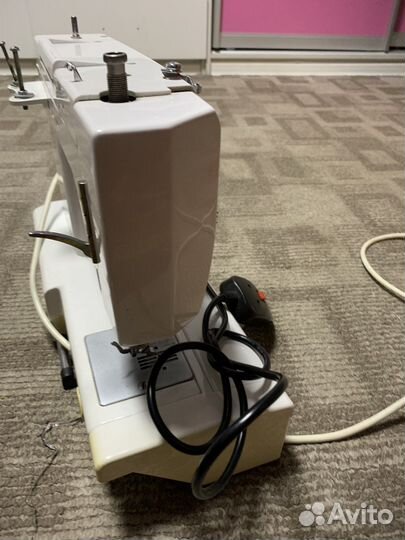 Швейная машина Veritas