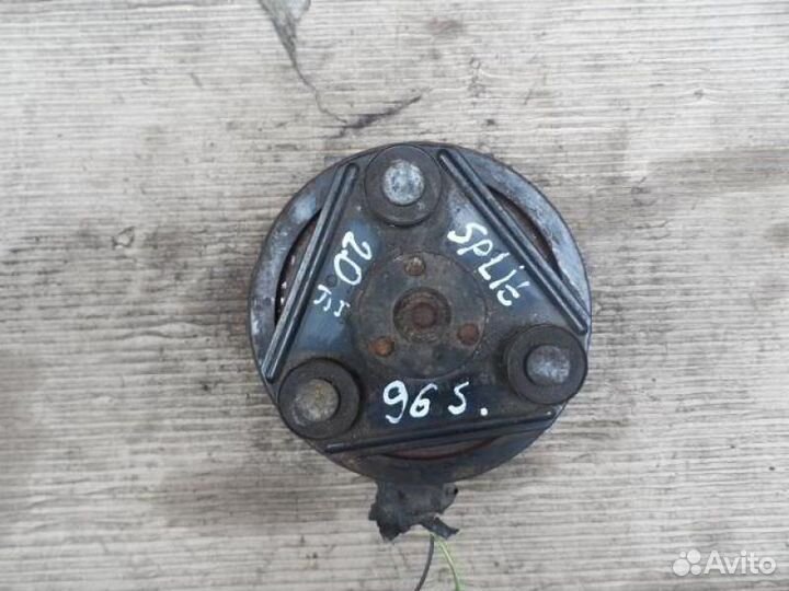 Компрессор кондиционера для ford focus (2002)