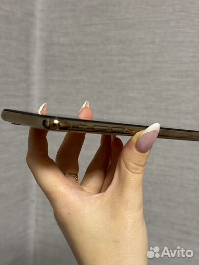 iPhone Xs, 256 ГБ