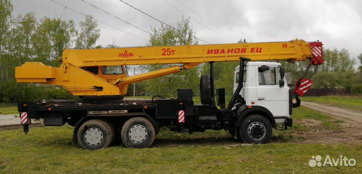 Аренда и услуги автокрана, 25 т, 22 м, с гуськом 9 м