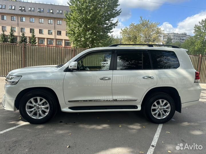Toyota Land Cruiser, 2016