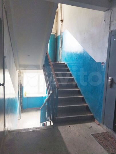 2-к. квартира, 54 м², 3/9 эт.