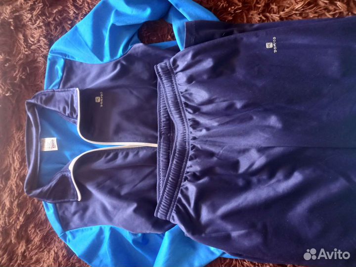 Спортивный костюм на подростка