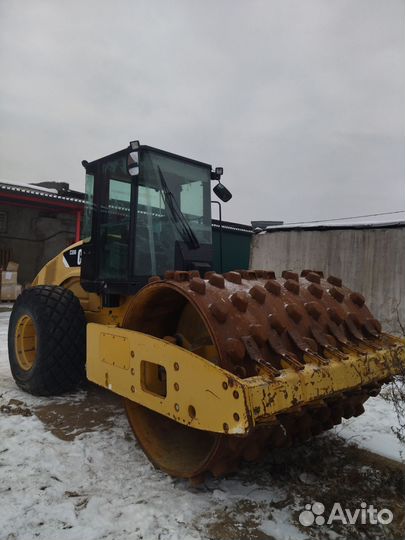 Дорожный каток CAT CS56, 2013