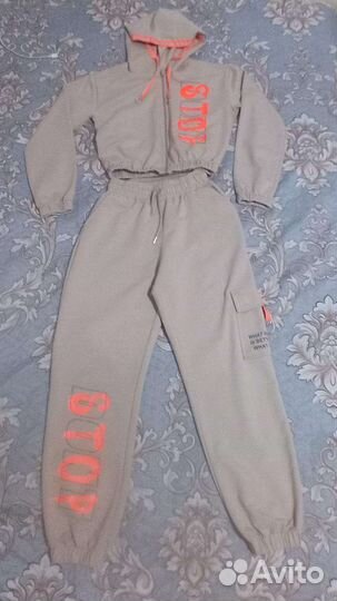 Спортивный костюм