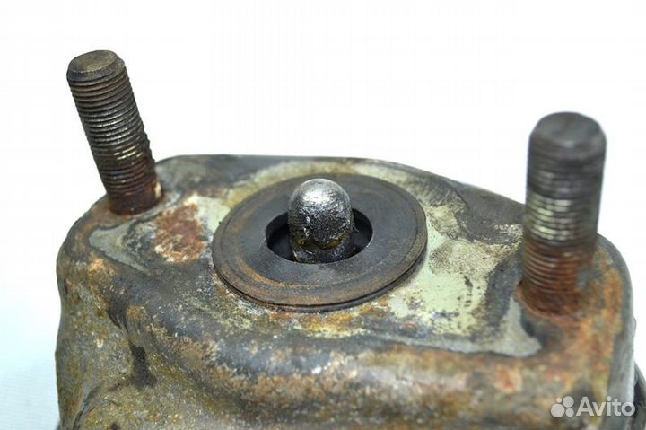 Энергоаккумулятор переднего моста mercedes-benz Ac