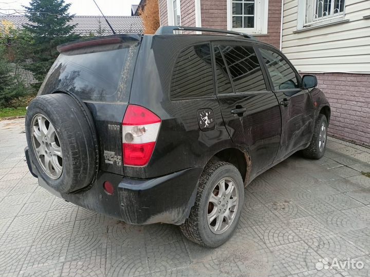 Vortex Tingo 1.9 МТ, 2011, битый, 100 000 км