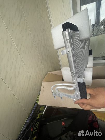 Запчасти на kia stinger радиатор кондиционера