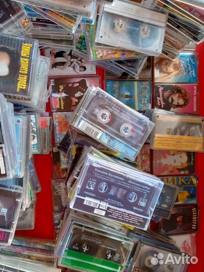 Аудиокассеты с записью редкие буквы Н-С
