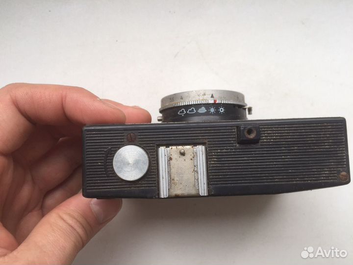 Плёночный фотоаппарат смена