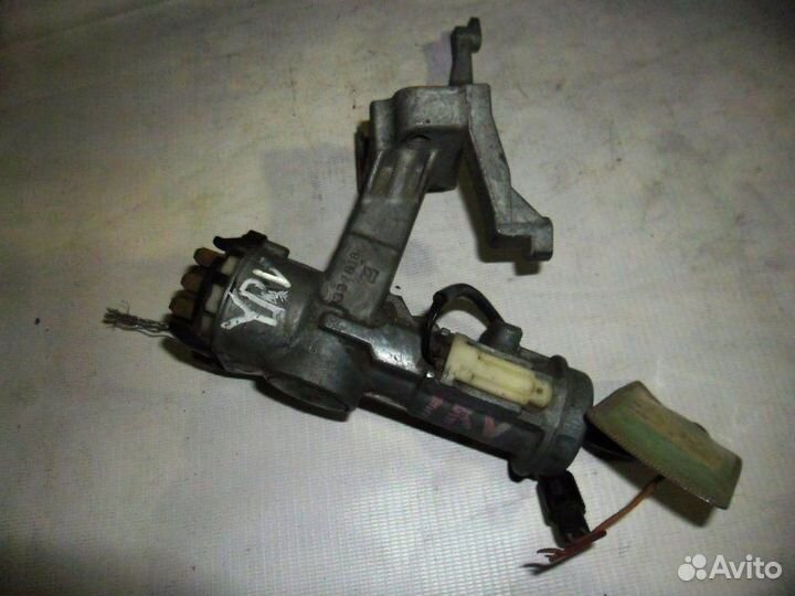 Замок зажигания Daihatsu Yrv