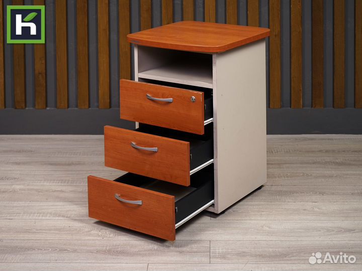Тумба приставная / Мобильная тумба