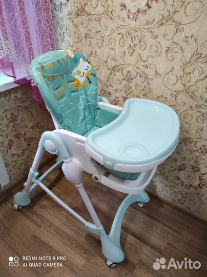 Детский стульчик для кормления