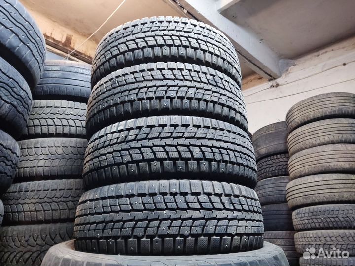 Dunlop SP Winter Ice 01 185/65 R15