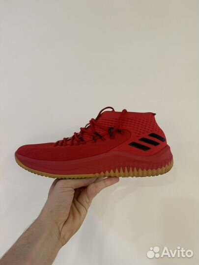 Кроссовки Adidas dame 4 Баскетбольные