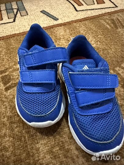 Кроссовки детские adidas 22