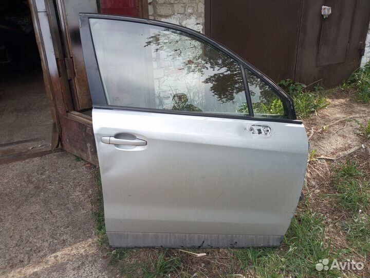 Дверь Субару Форестер SJ 2014