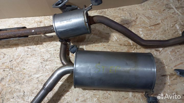 Глушитель трасса выхлоп Honda stepwgn 2010
