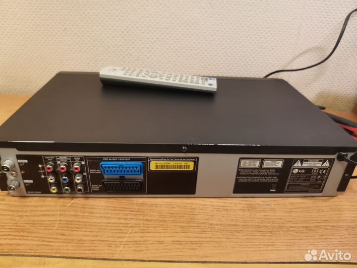 LG DC778 VHS & DVD Combo HI-FI Stereo