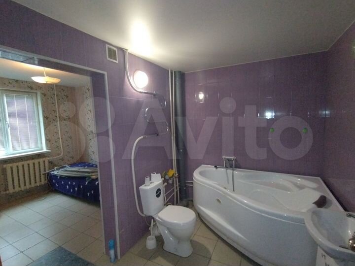 4-к. квартира, 72 м², 1/5 эт.