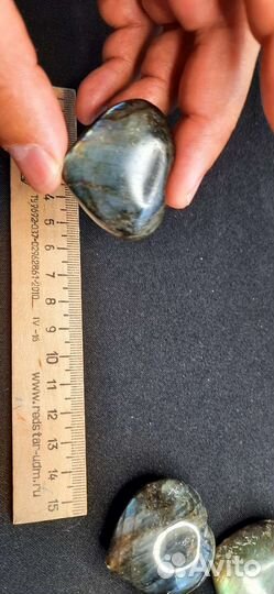 Камень лабрадор