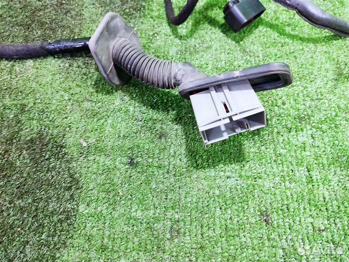 Проводка двери задней левой Land Rover Discovery