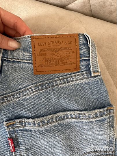 Джинсы levis