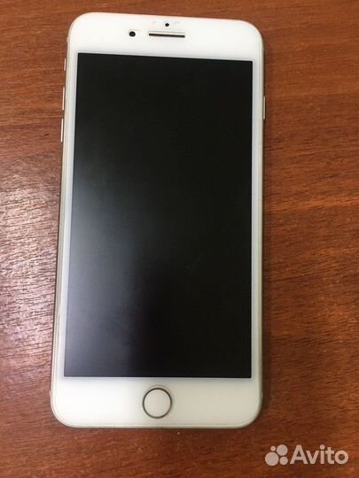 Телефон iPhone 8 plus