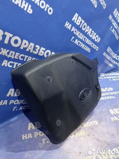 Декоративная крышка двигателя Ваз Лада 2114