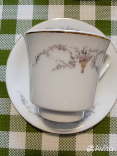 Чашки с блюдцами Япония