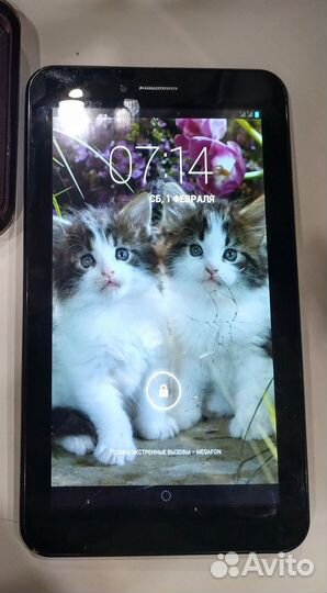 Коробка с техникой, планшет, электроника