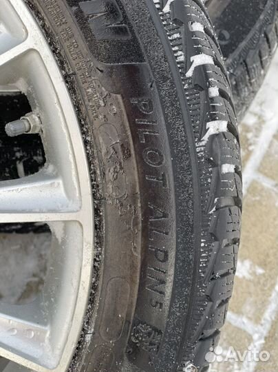 Michelin Alpin 5 245/45 R18 100V