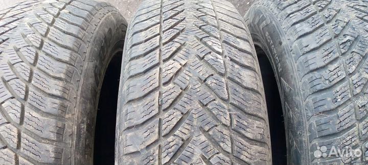 Goodyear UltraGrip 235/65 R17