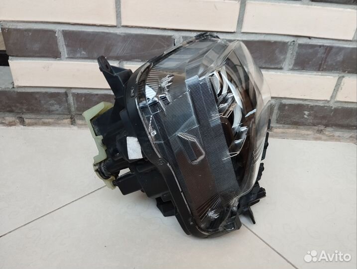 Фара правая Hyundai Tucson 4 LED Оригинал