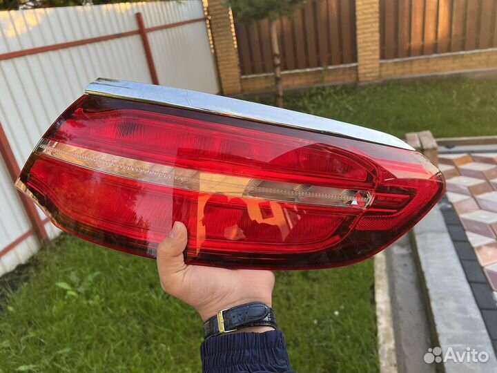 Фонарь задний Mercedes GLE/GLC coupe