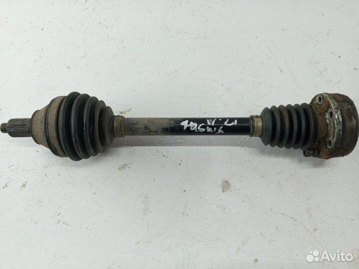 Привод левый Skoda Fabia 1.2 cgpa 2010