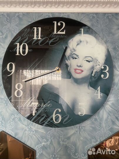 Часы настенные 