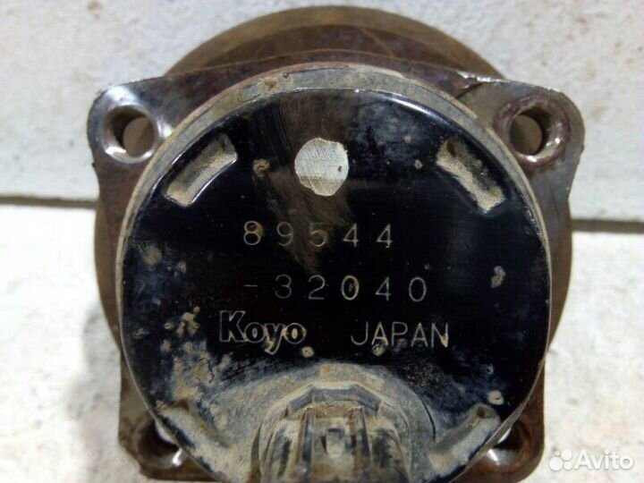 Ступица задняя правая Toyota Corolla 120