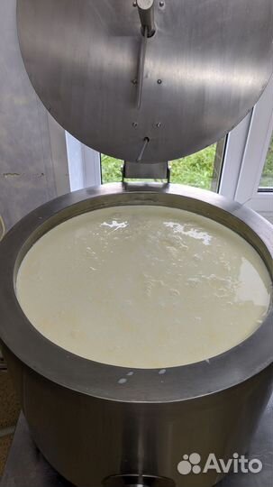 Сотрудник на молочное производство