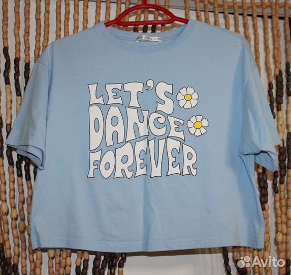 Голубая футболка с принтом