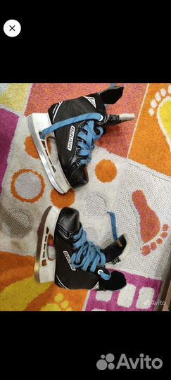 Хоккейные коньки bauer yth10