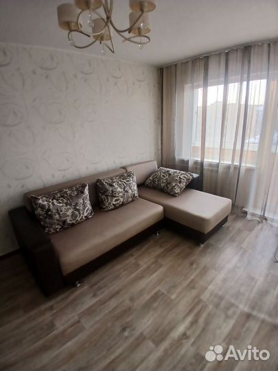 Угловой диван бу