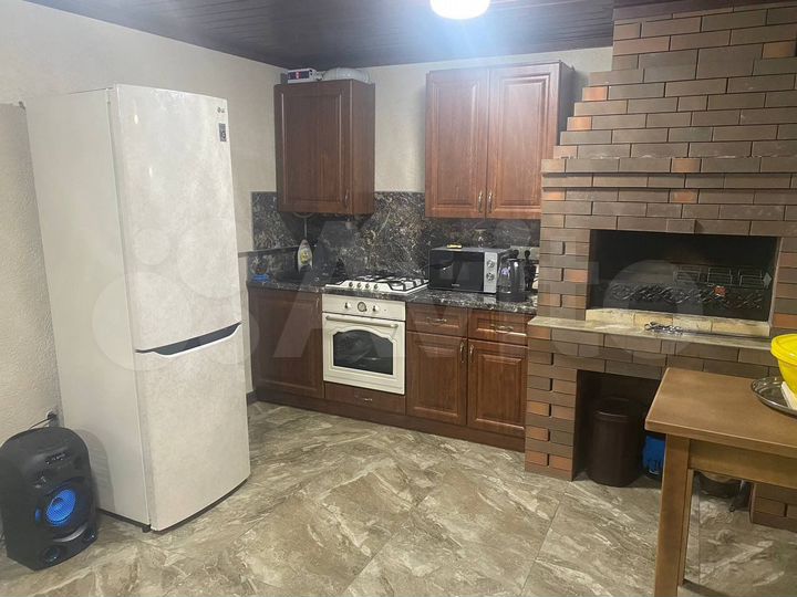 Коттедж 160 м² на участке 5 сот.